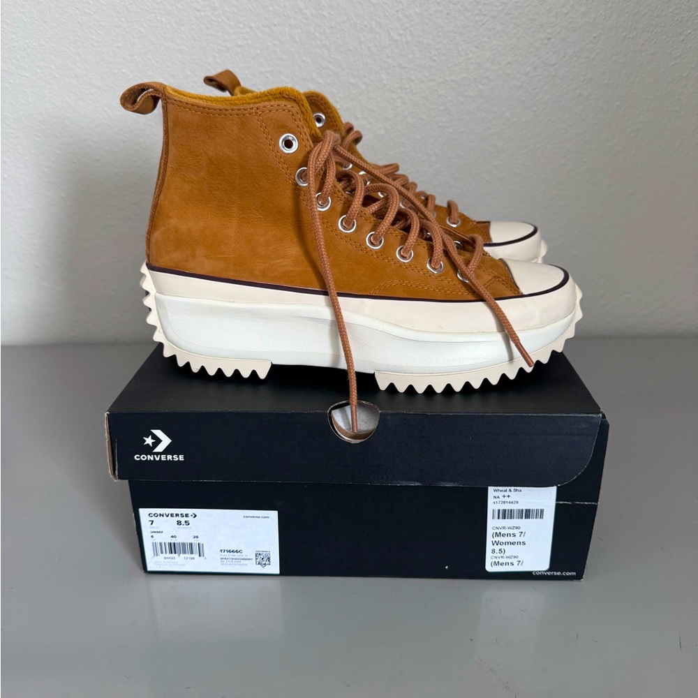 Chuck Taylor All Star Run Star Hike High Top Platform
Sneaker Size 8.5